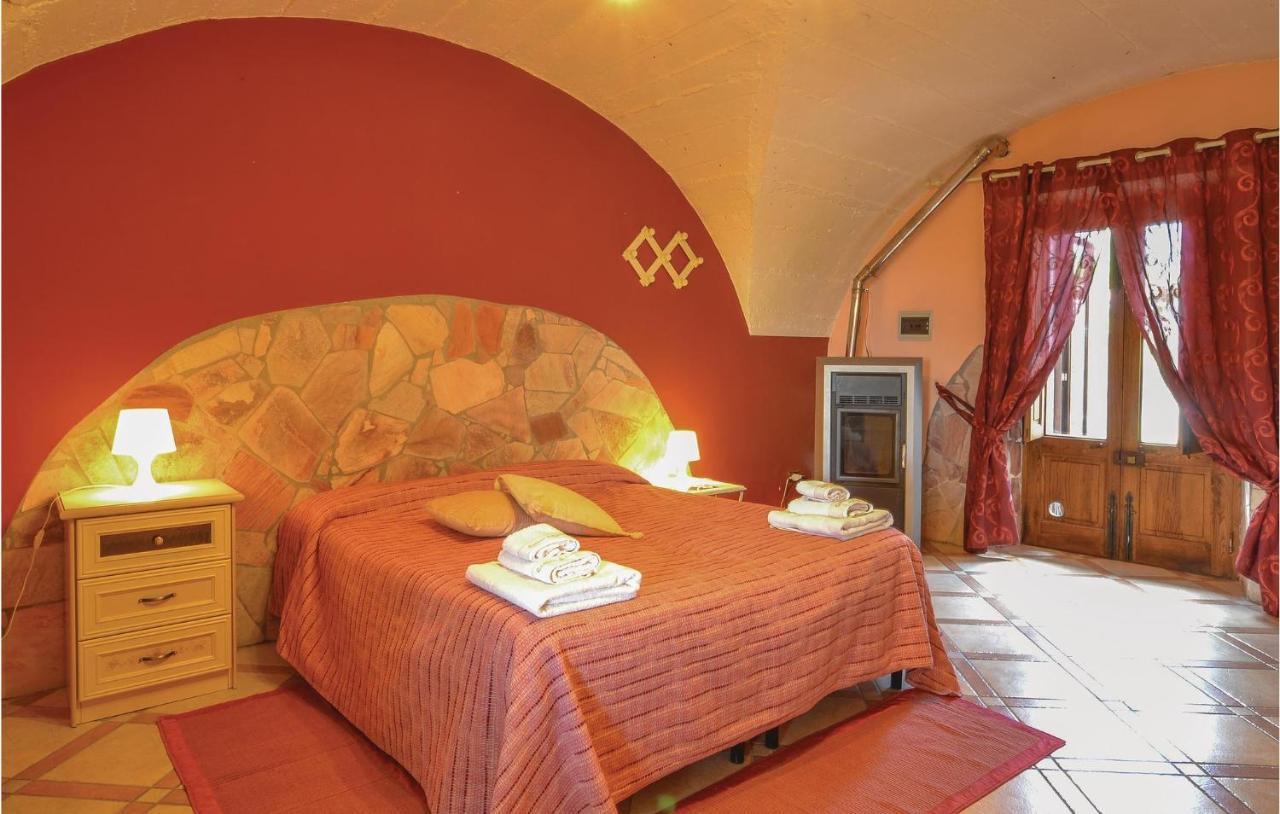 La Pedrera Villa Sant'Alfio Exterior photo